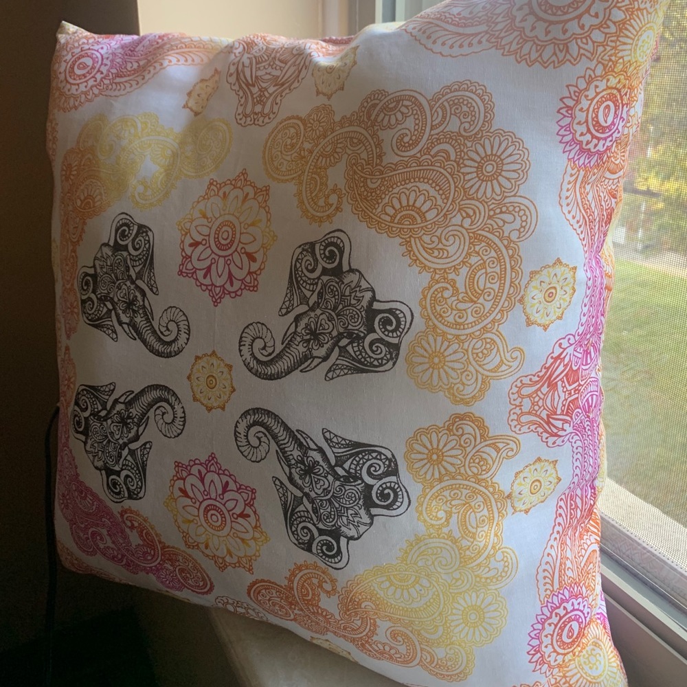 Decorative Pillow 20x20